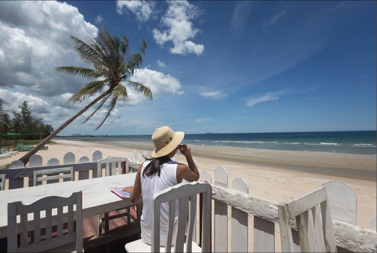 Absolute Beachfront Villa Ban Huai Yang Экстерьер фото